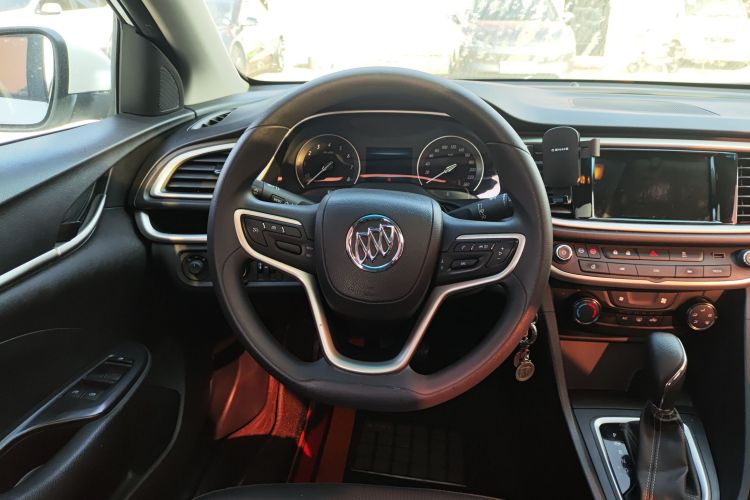 Used Buick GT 2021 Revised Version Flagship 1.5L Automatic Elite Edition Steering Wheel