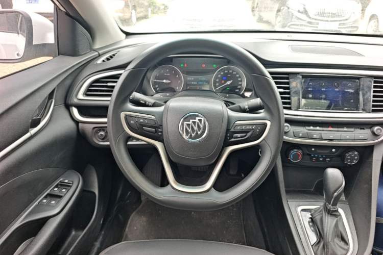 Used Buick GT 2021 Revised Version Flagship 1.5L Automatic Elite Edition Steering Wheel