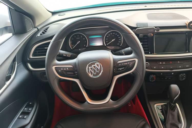Used Buick GT 2021 Revised Version Flagship 1.5L Automatic Elite Edition Steering Wheel
