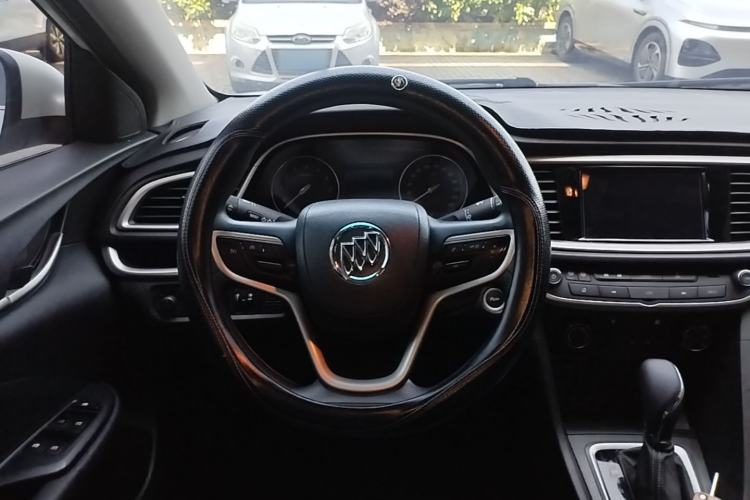 Used Buick GT 2021 Revised Version Flagship 1.5L Automatic Elite Edition Steering Wheel