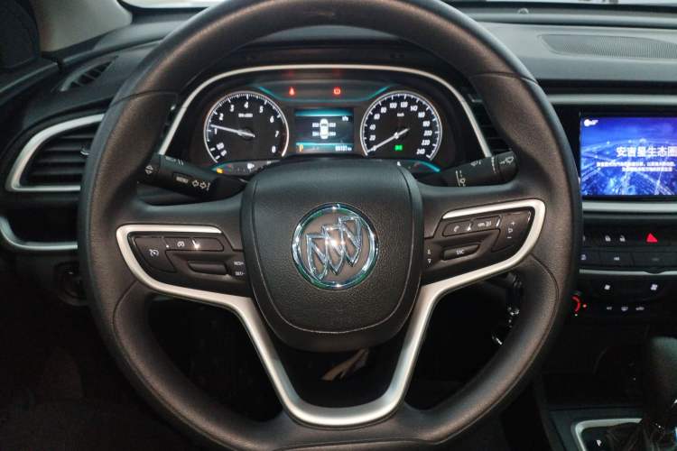 Used Buick GT 2021 Revised Version Flagship 1.5L Automatic Elite Edition Steering Wheel