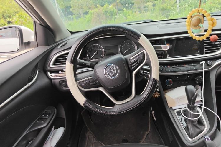 Used Buick GT 2021 Revised Version 1.3T Automatic Mild Hybrid Elite Edition Steering Wheel