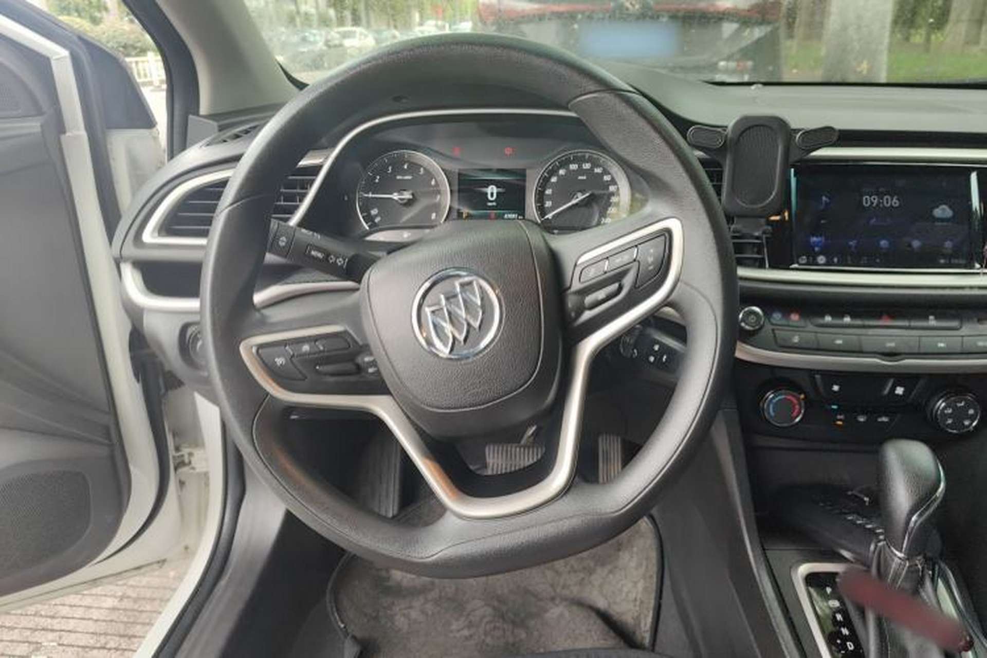 Used Buick GT 2021 Revised Version Flagship 1.5L Automatic Elite Edition Steering Wheel