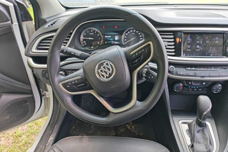 Used Buick GT 2021 Revised Version 1.3T Automatic Mild Hybrid Elite Edition Steering Wheel