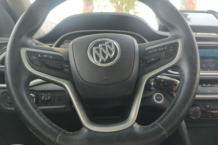 Used Buick GT 2021 1.3T Automatic Mild Hybrid Elite Version Steering Wheel