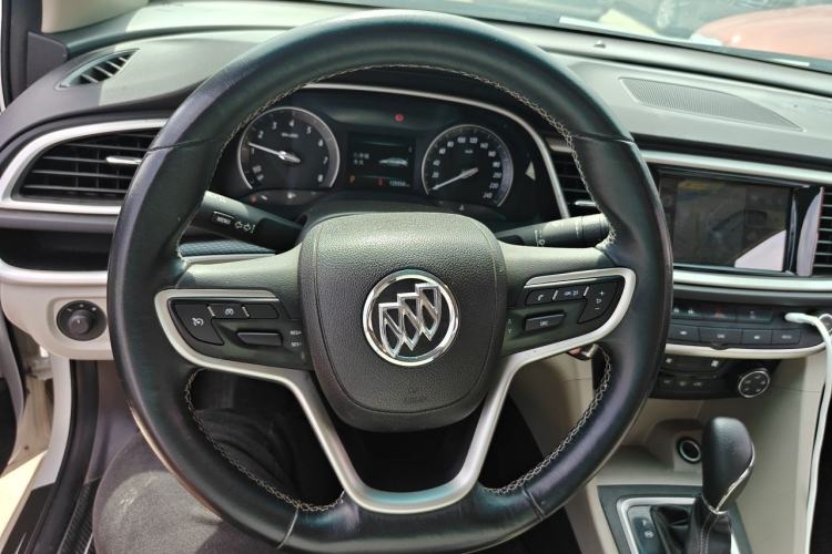 Used Buick GT 2021 Revised Version Flagship 1.5L Automatic Elite Edition Steering Wheel