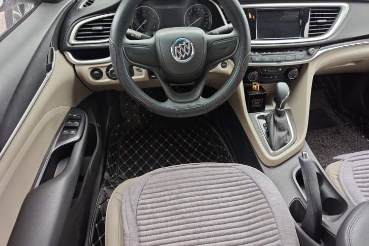 Used Buick GT 2021 Exemplar 1.5L Automatic Elite Version Steering Wheel