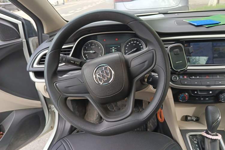 Used Buick GT 2021 Exemplar 1.5L Automatic Elite Version Steering Wheel