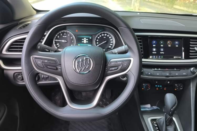 Used Buick GT 2021 Revised Version 1.3T Automatic Mild Hybrid Elite Edition Steering Wheel