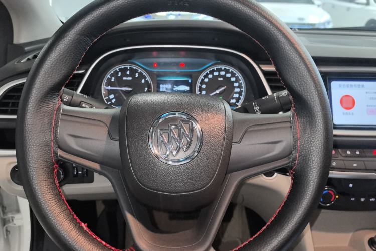 Used Buick GT 2021 Exemplar 1.5L Automatic Elite Version Steering Wheel