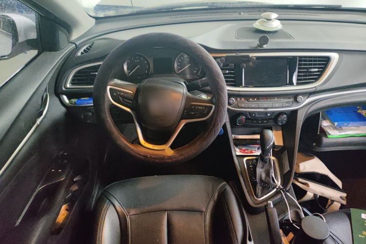 Used Buick GT 2021 Revised Version Flagship 1.5L Automatic Elite Edition Steering Wheel