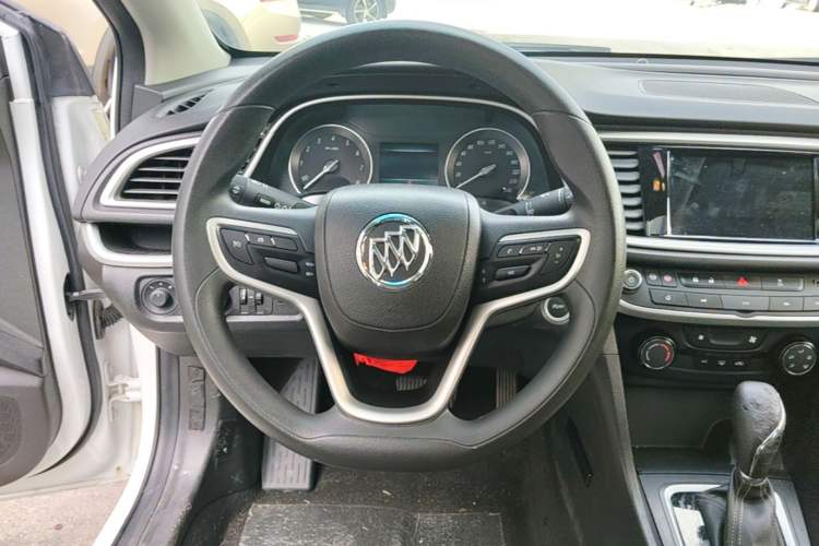 Used Buick GT 2021 Revised Version Flagship 1.5L Automatic Elite Edition Steering Wheel