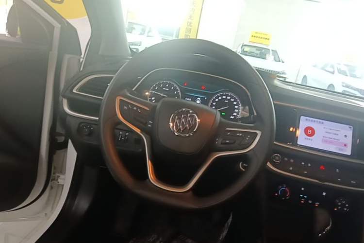 Used Buick GT 2021 Revised Version 1.3T Automatic Mild Hybrid Elite Edition Steering Wheel