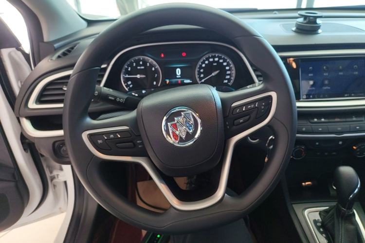 Used Buick GT 2021 Revised Version Flagship 1.5L Automatic Entry-Level Trim Steering Wheel