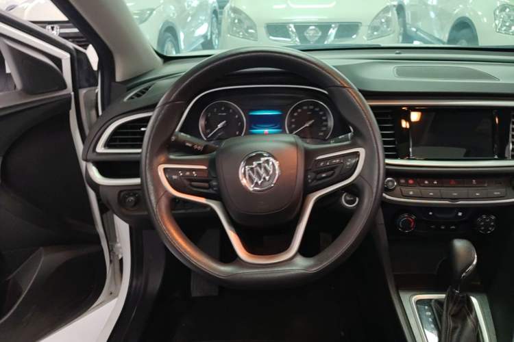 Used Buick GT 2021 Revised Version Flagship 1.5L Automatic Elite Edition Steering Wheel