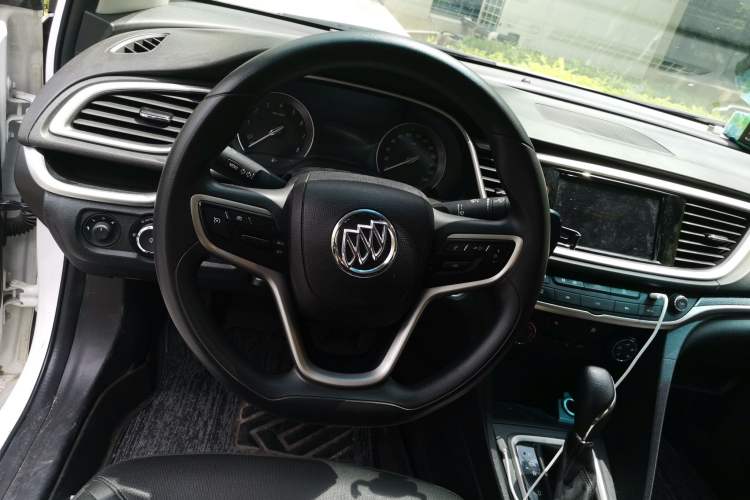 Used Buick GT 2021 Revised Version 1.3T Automatic Mild Hybrid Elite Edition Steering Wheel