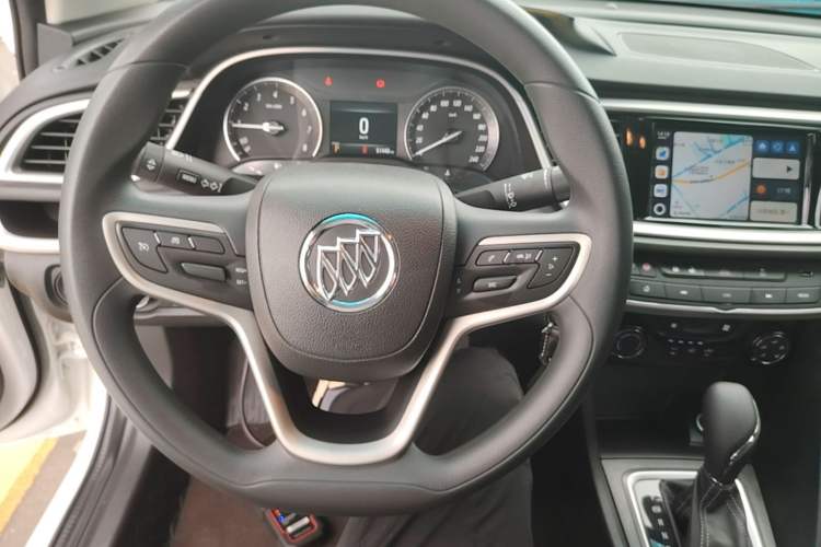 Used Buick GT 2021 Revised Version Flagship 1.5L Automatic Elite Edition Steering Wheel