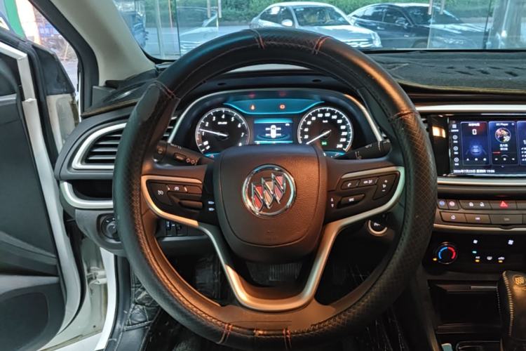 Used Buick GT 2021 Revised Version Flagship 1.5L Automatic Elite Edition Steering Wheel