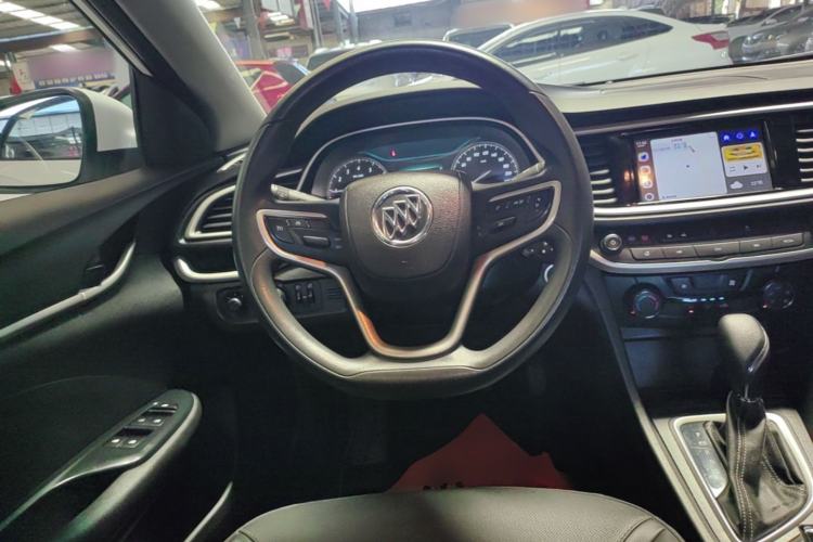 Used Buick GT 2021 Exemplar 1.5L Automatic Elite Version Steering Wheel