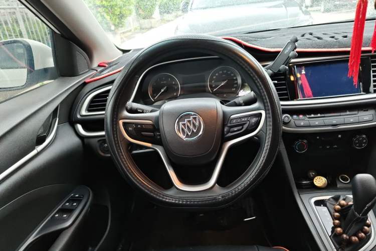 Used Buick GT 2021 Revised Version Flagship 1.5L Automatic Elite Edition Steering Wheel
