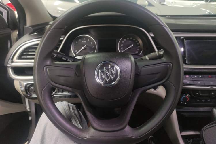 Used Buick GT 2021 Exemplar 1.5L Automatic Elite Version Steering Wheel
