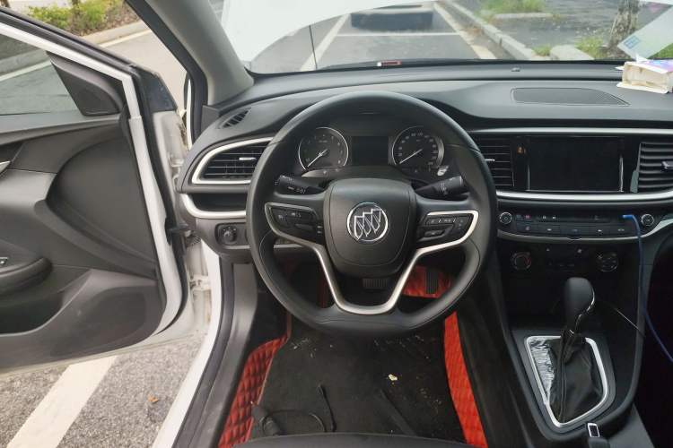 Used Buick GT 2021 Revised Version Flagship 1.5L Automatic Elite Edition Steering Wheel