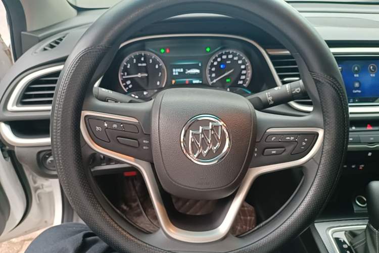 Used Buick GT 2021 Revised Version Flagship 1.5L Automatic Entry-Level Trim Steering Wheel