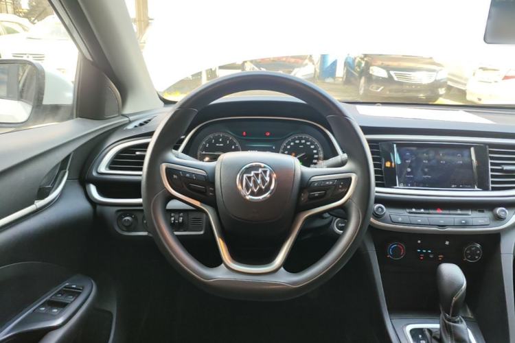 Used Buick GT 2021 Revised Version Flagship 1.5L Automatic Entry-Level Trim Steering Wheel