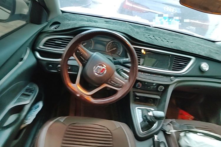 Used Buick GT 2021 Revised Version Flagship 1.5L Automatic Entry-Level Trim Steering Wheel