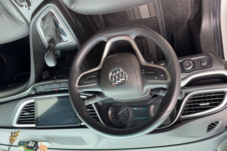Used Buick GT 2021 Revised Version Flagship 1.5L Automatic Elite Edition Steering Wheel