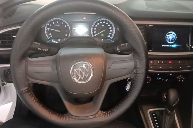 Used Buick GT 2021 1.3T Automatic Mild Hybrid Elite Version Steering Wheel