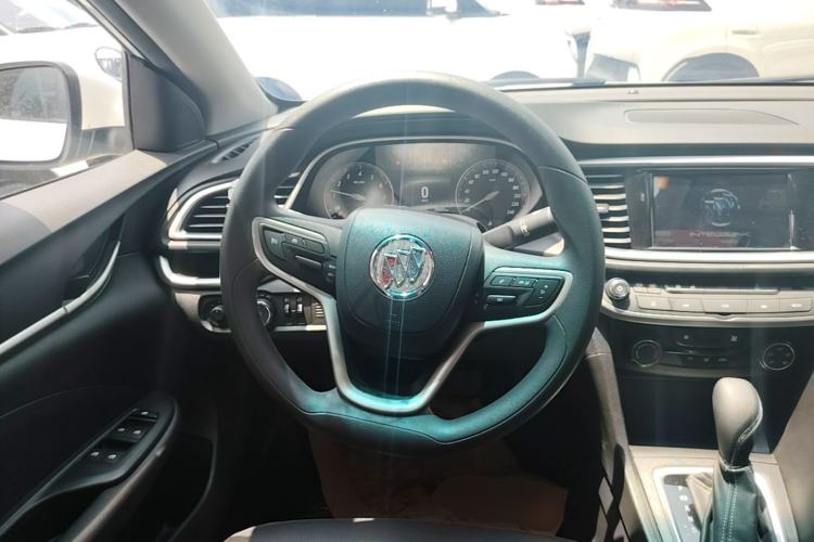 Used Buick GT 2021 Revised Version Flagship 1.5L Automatic Elite Edition Steering Wheel