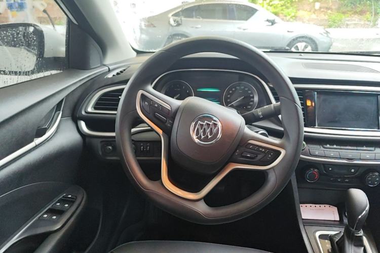 Used Buick GT 2021 Revised Version Flagship 1.5L Automatic Entry-Level Trim Steering Wheel