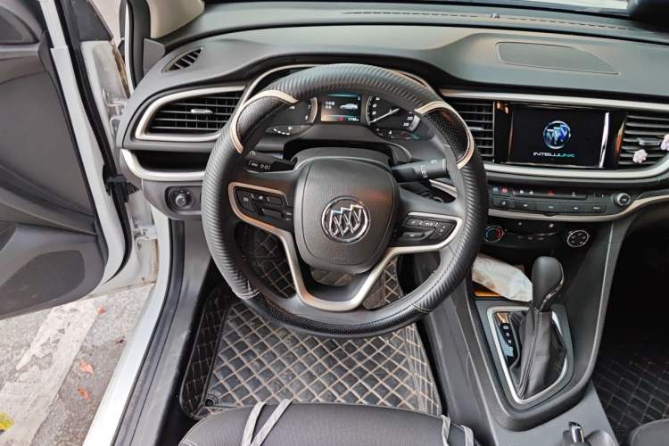 Used Buick GT 2021 Revised Version Flagship 1.5L Automatic Elite Edition Steering Wheel