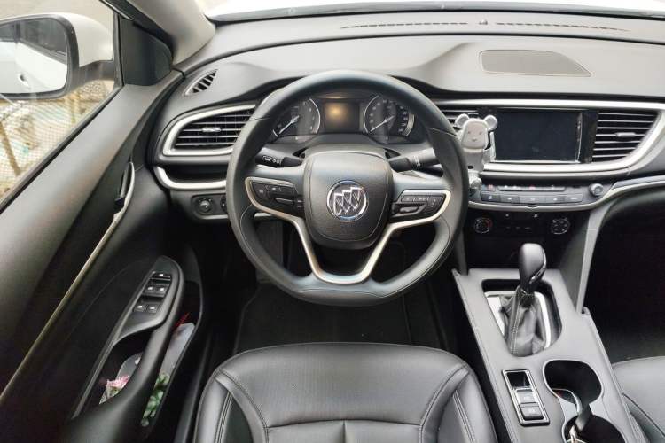 Used Buick GT 2021 Revised Version Flagship 1.5L Automatic Elite Edition Steering Wheel