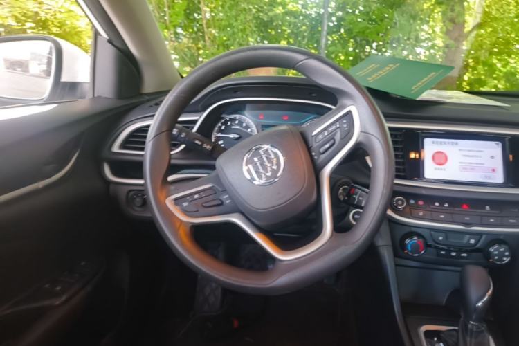 Used Buick GT 2021 Revised Version Flagship 1.5L Automatic Elite Edition Steering Wheel
