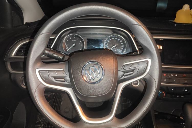 Used Buick GT 2021 Revised Version Flagship 1.5L Automatic Elite Edition Steering Wheel