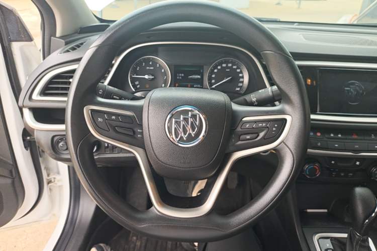 Used Buick GT 2021 Revised Version Flagship 1.5L Automatic Elite Edition Steering Wheel