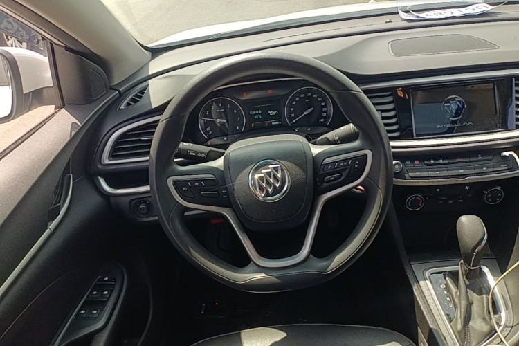 Used Buick GT 2021 Revised Version Flagship 1.5L Automatic Elite Edition Steering Wheel
