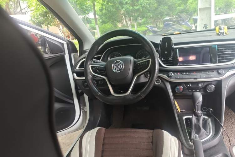 Used Buick GT 2021 Revised Version Flagship 1.5L Automatic Elite Edition Steering Wheel