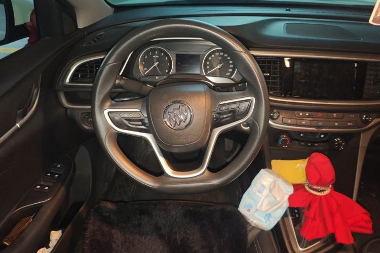 Used Buick GT 2021 Exemplar 1.5L Automatic Elite Version Steering Wheel