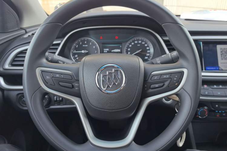 Used Buick GT 2021 Revised Version 1.3T Automatic Mild Hybrid Elite Edition Steering Wheel