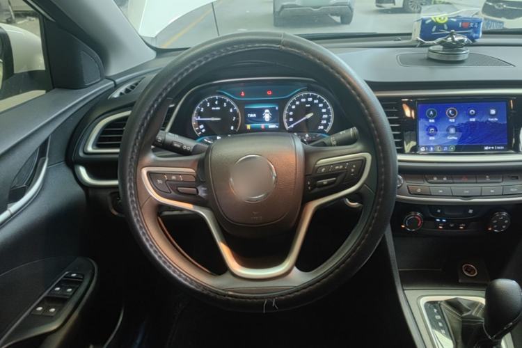 Used Buick GT 2021 Revised Version Flagship 1.5L Automatic Entry-Level Trim Steering Wheel