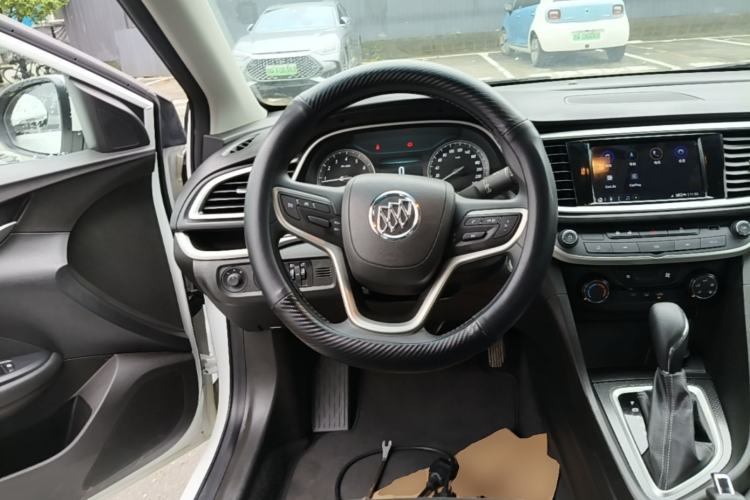 Used Buick GT 2021 Revised Version Flagship 1.5L Automatic Entry-Level Trim Steering Wheel