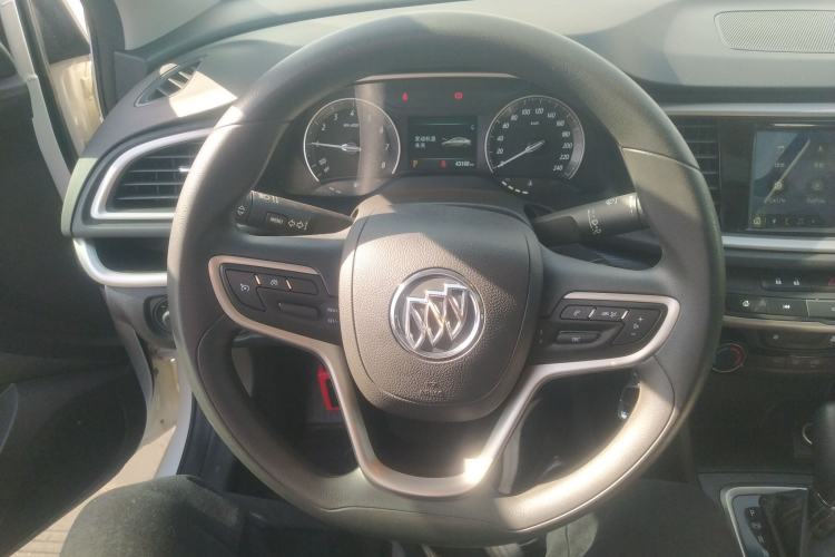 Used Buick GT 2021 Revised Version 1.3T Automatic Mild Hybrid Elite Edition Steering Wheel