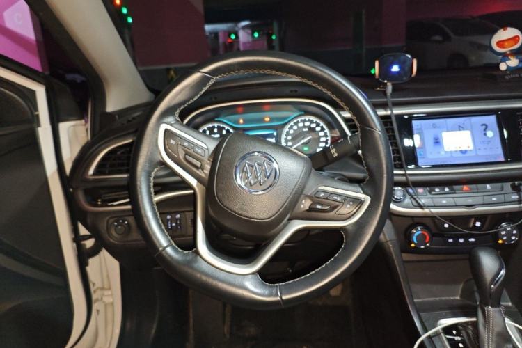 Used Buick GT 2021 1.3T Automatic Mild Hybrid Elite Version Steering Wheel