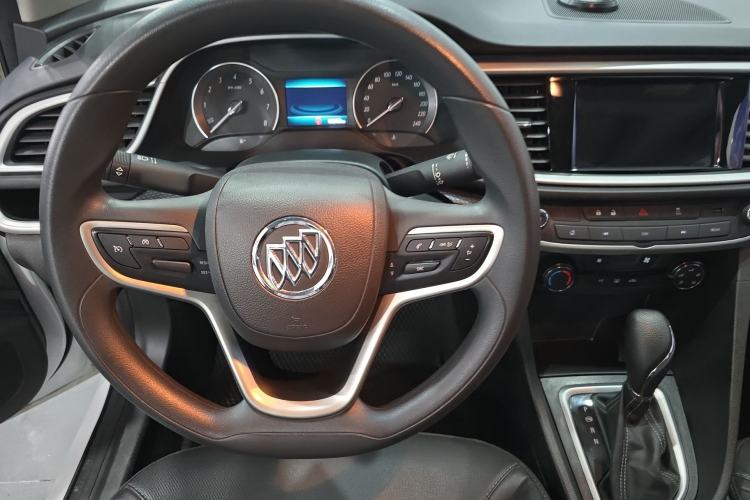 Used Buick GT 2021 Revised Version 1.3T Automatic Mild Hybrid Elite Edition Steering Wheel