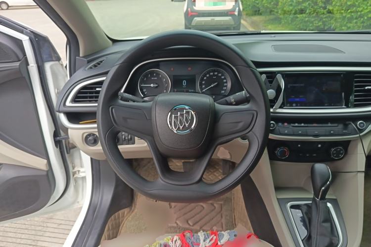 Used Buick GT 2021 Exemplar 1.5L Automatic Elite Version Steering Wheel
