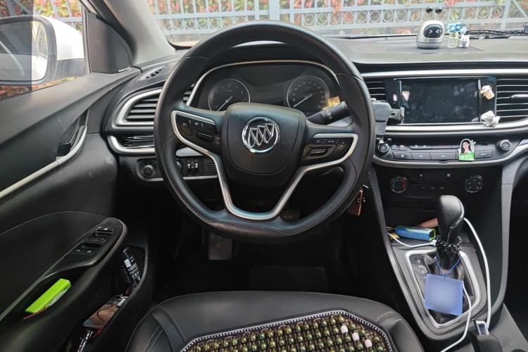 Used Buick GT 2021 Revised Version Flagship 1.5L Automatic Elite Edition Steering Wheel