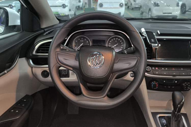 Used Buick GT 2021 Exemplar 1.5L Automatic Elite Version Steering Wheel